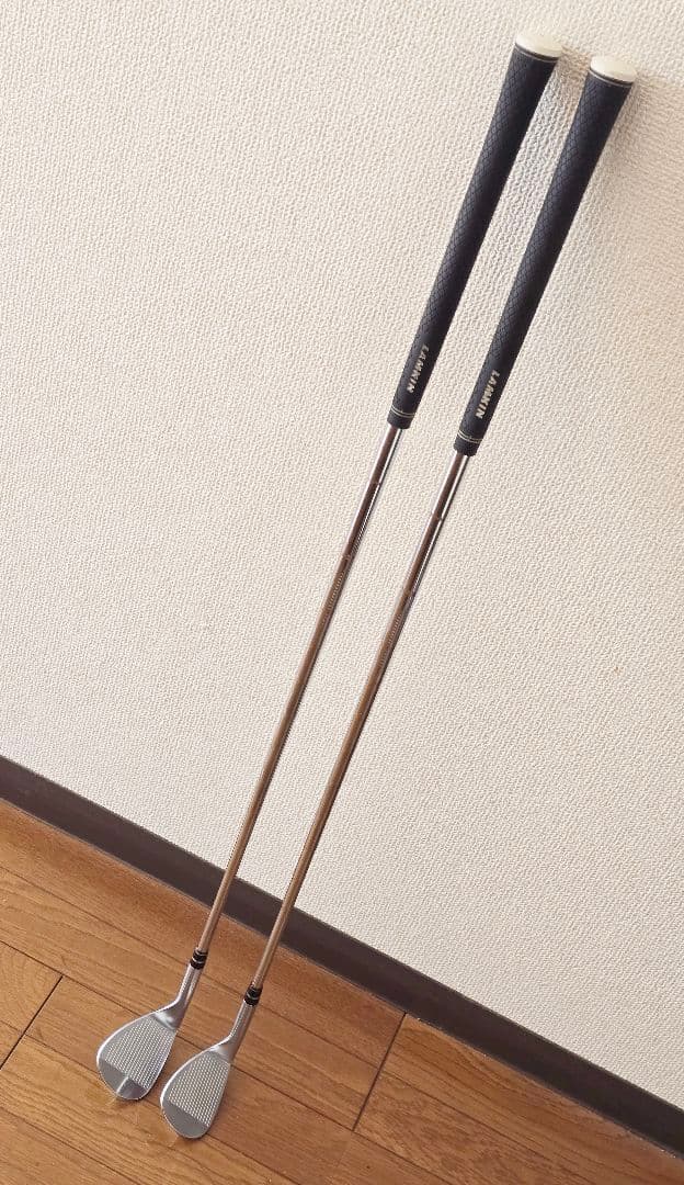 ■中古　RAZZLE DAZZLE　CS-05W　52度＆56度　ウェッジ　２本