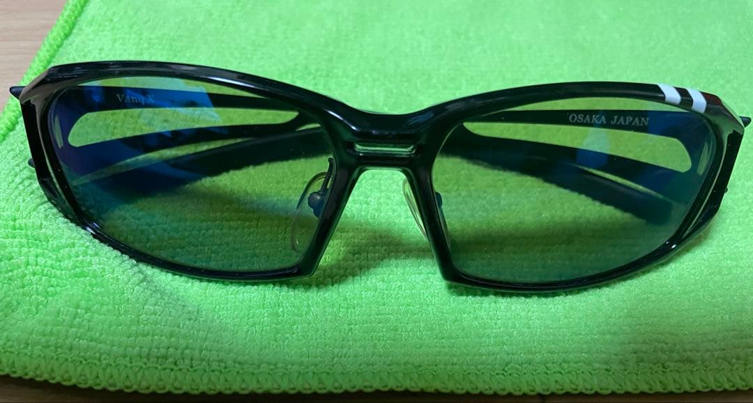 ゼクー　Vanq X ブラック/ホワイトラインF-1771