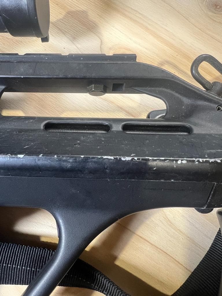 東京マルイ ステアーAUG　電動ガン ブラック