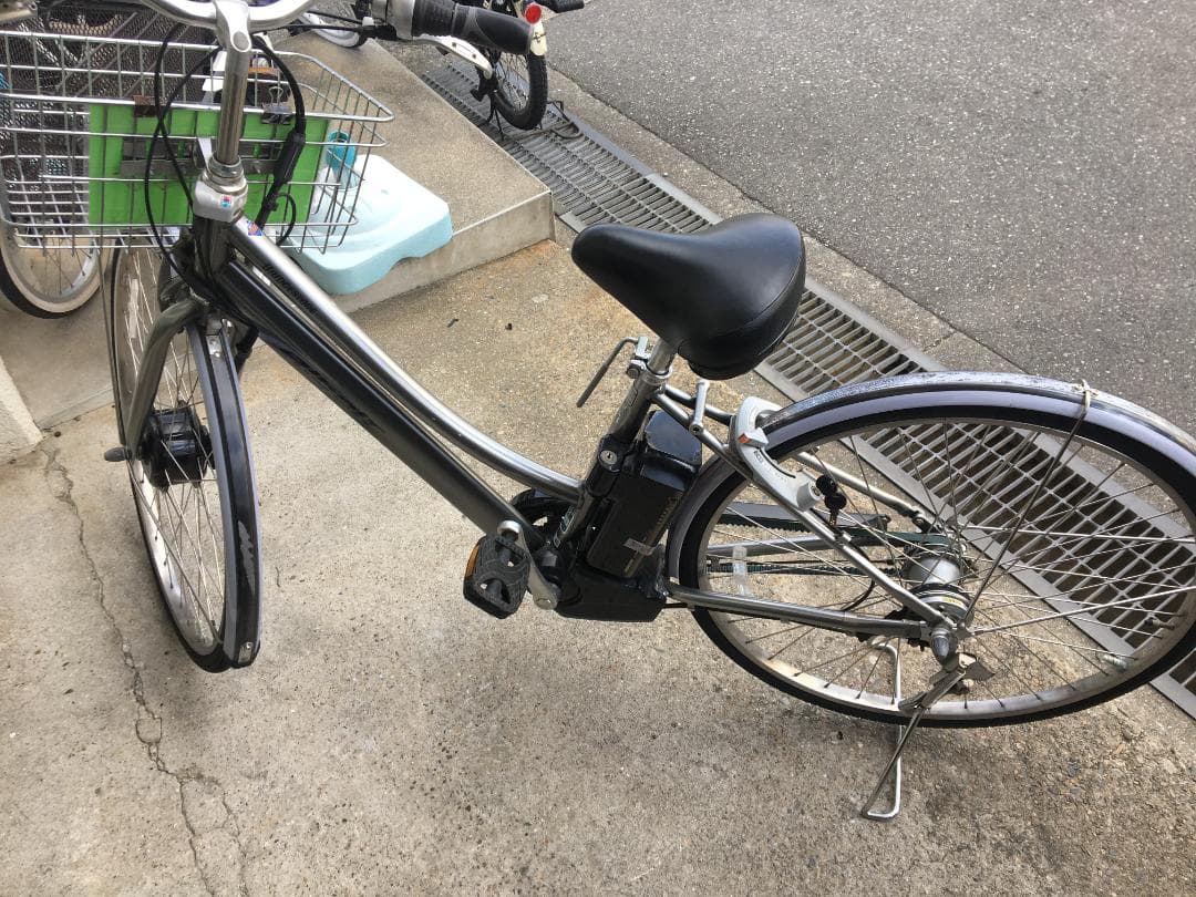 地域限定送料無料　アルベルト　5段変速　27インチ　シルバー　神戸　電動自転車