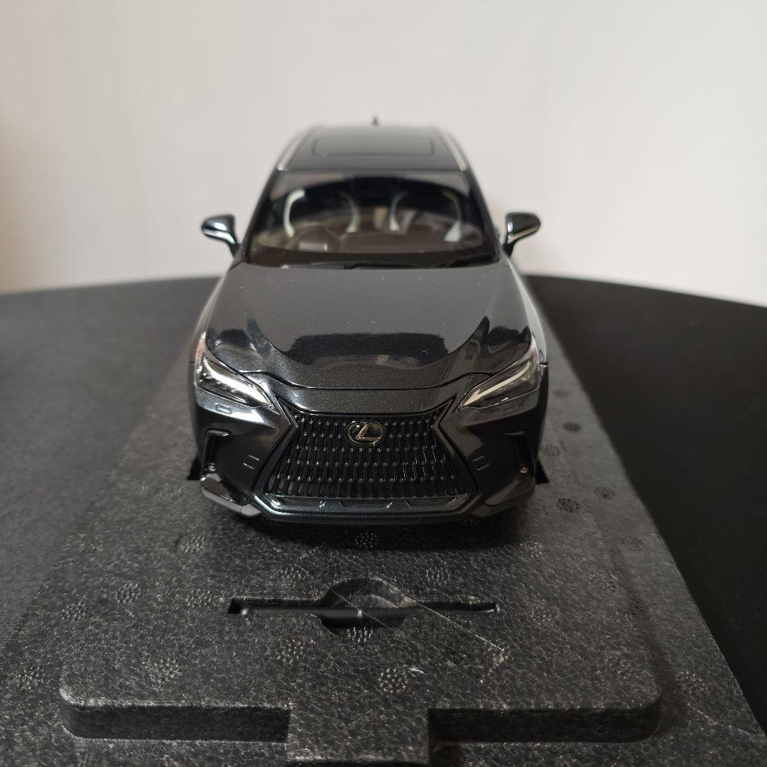 京商　レクサス　NX 450h+ 1/18 ミニカー　グラファイトブラック