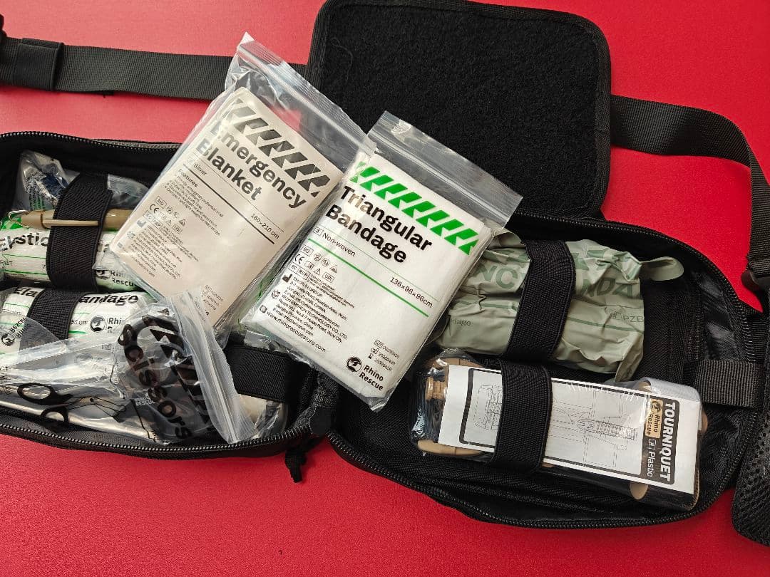 新品 実物　RHINO TACTICAL　米国FDA認証　IFAKキット　BK