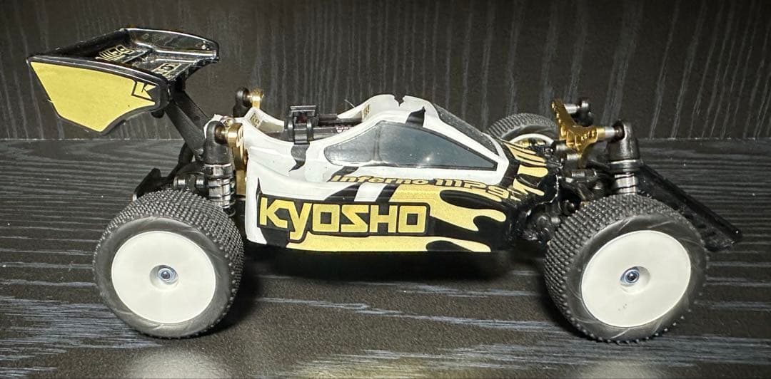 カ*ズ様 京商 KYOSHO MINI Z ミニッツ BUGGY バギー