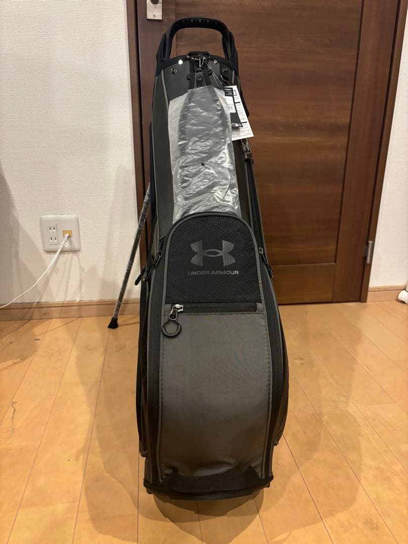 【新品未使用】アンダーアーマー ドライブ スタンド バッグ ゴルフ　白　緑　黒