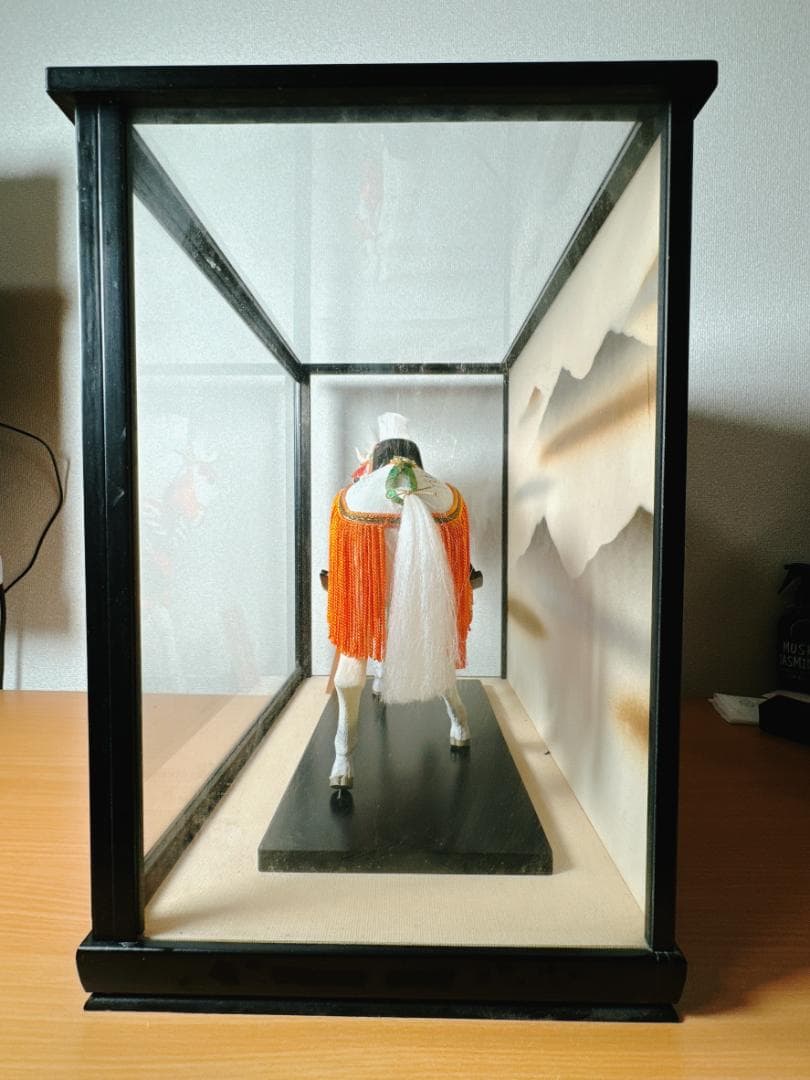 値下げ中：吉徳「縮緬白馬」45年物・アンティーク ★ 玄関に置くと運気上がる!