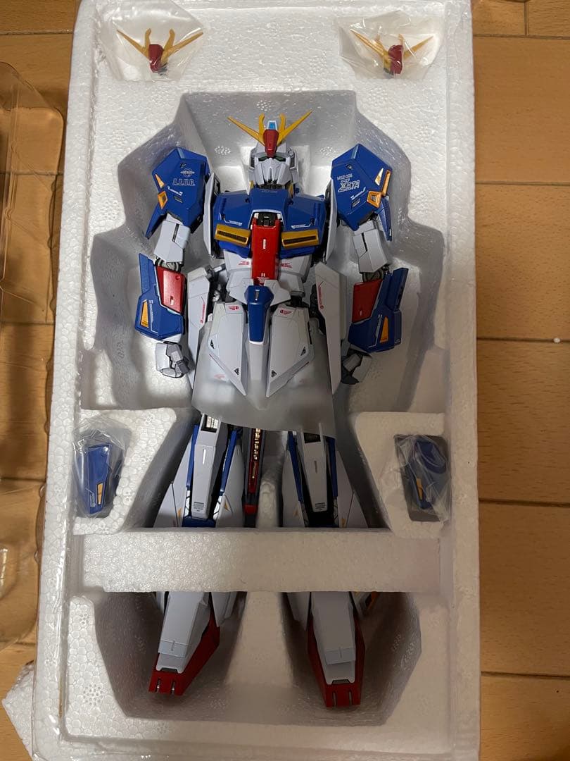 メタルビルドL BUILD Zガンダム　バンダイ