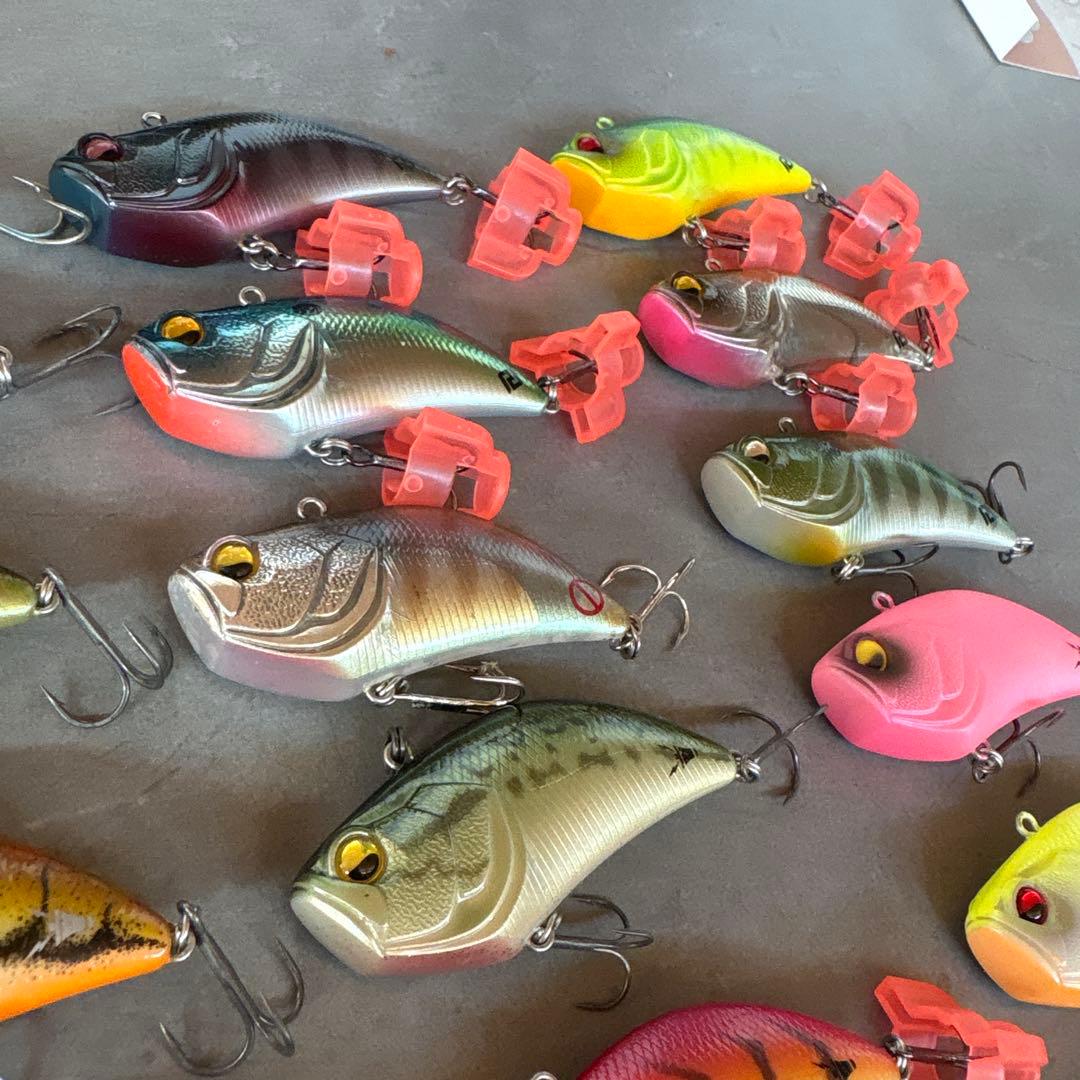 レイドジャパン　レベルバイブ　24点