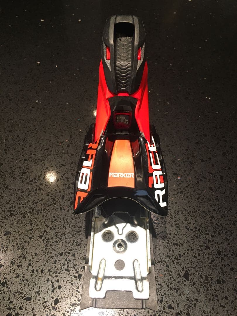 ☆美品　マーカー　XCOMP18 レーサービンディング