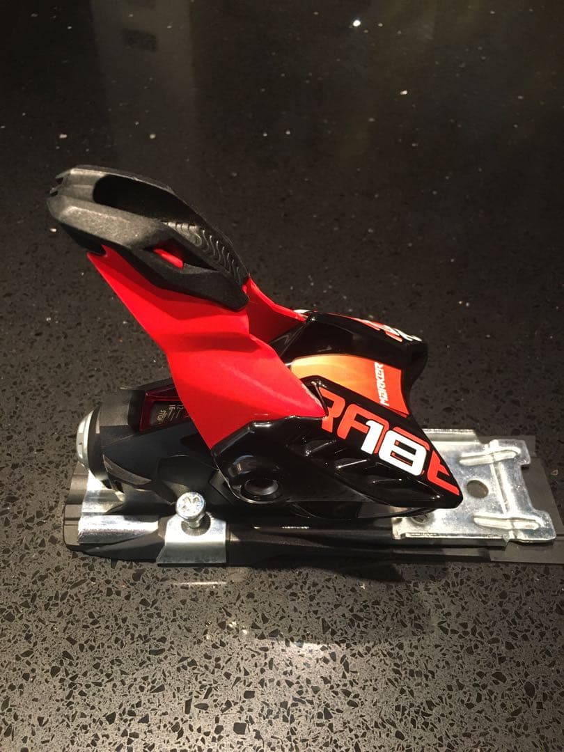 ☆美品　マーカー　XCOMP18 レーサービンディング