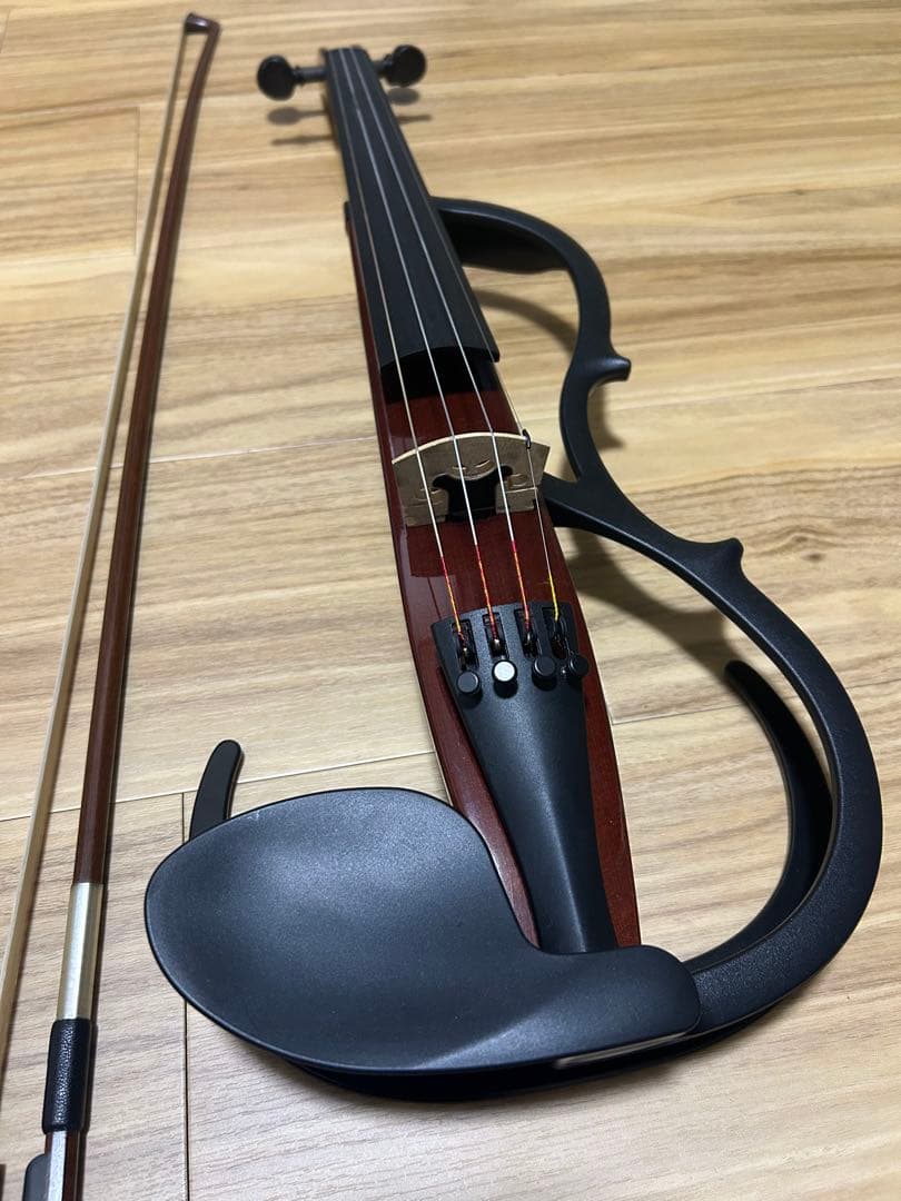 【美品】YAMAHA YSV104S サイレントバイオリンセット