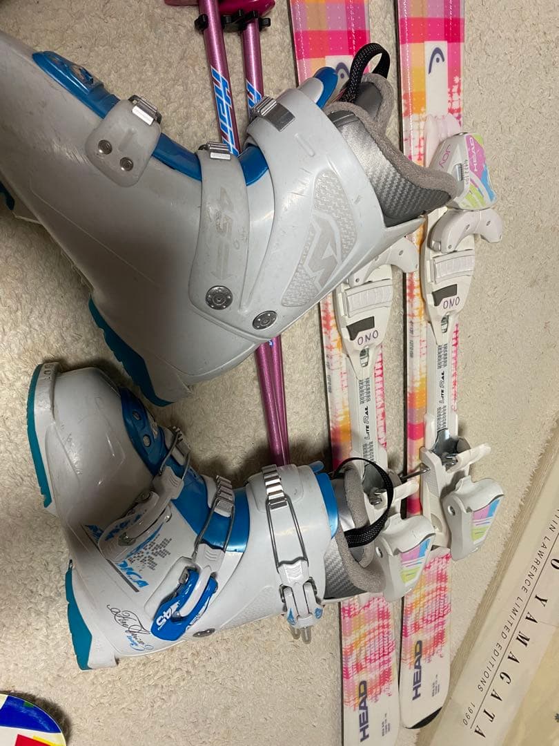 ジュニア　 head JOY スキー板 137cm ブーツ23cmストック伸縮式