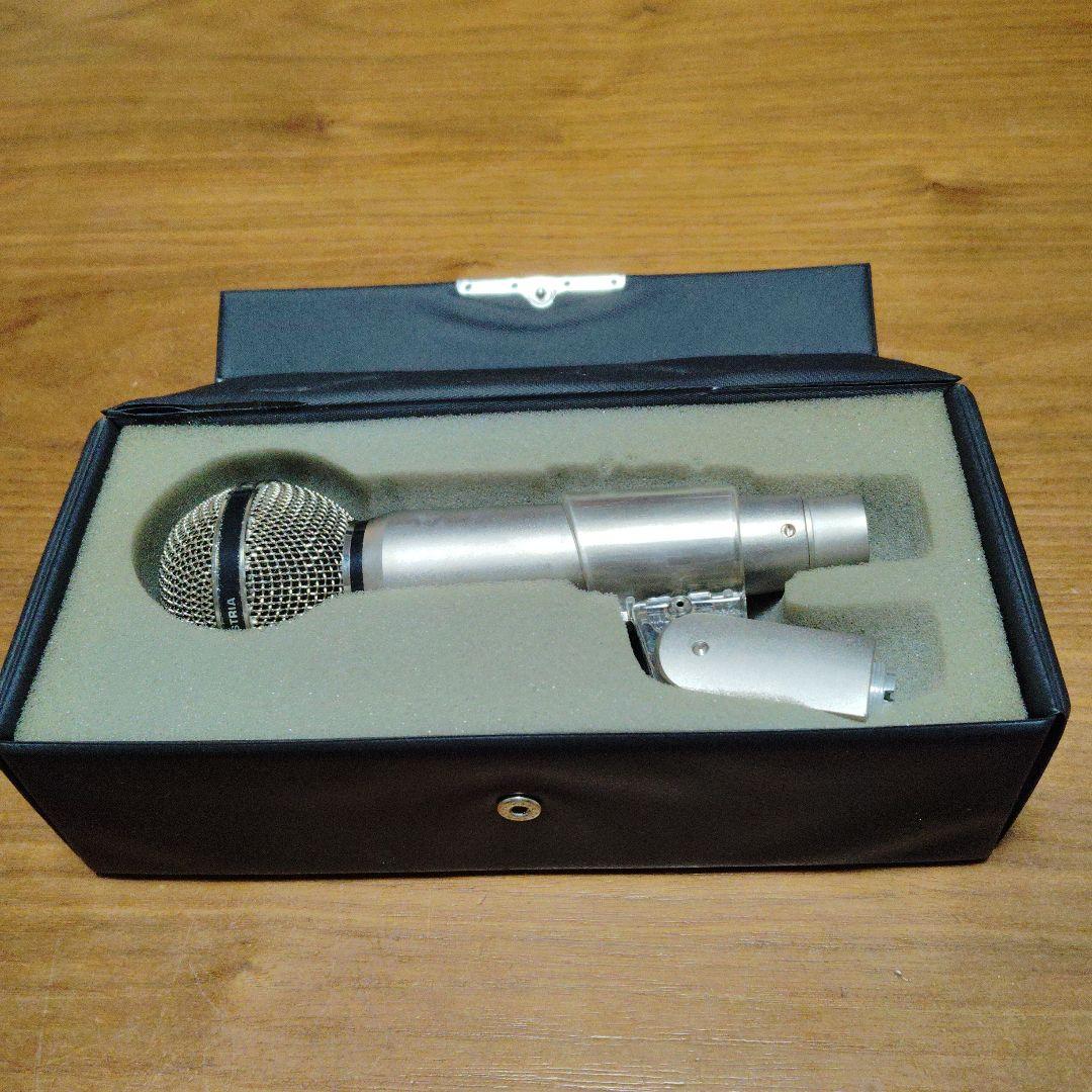 AKG D2000Eダイナミックマイク　美品ビンテージマイク