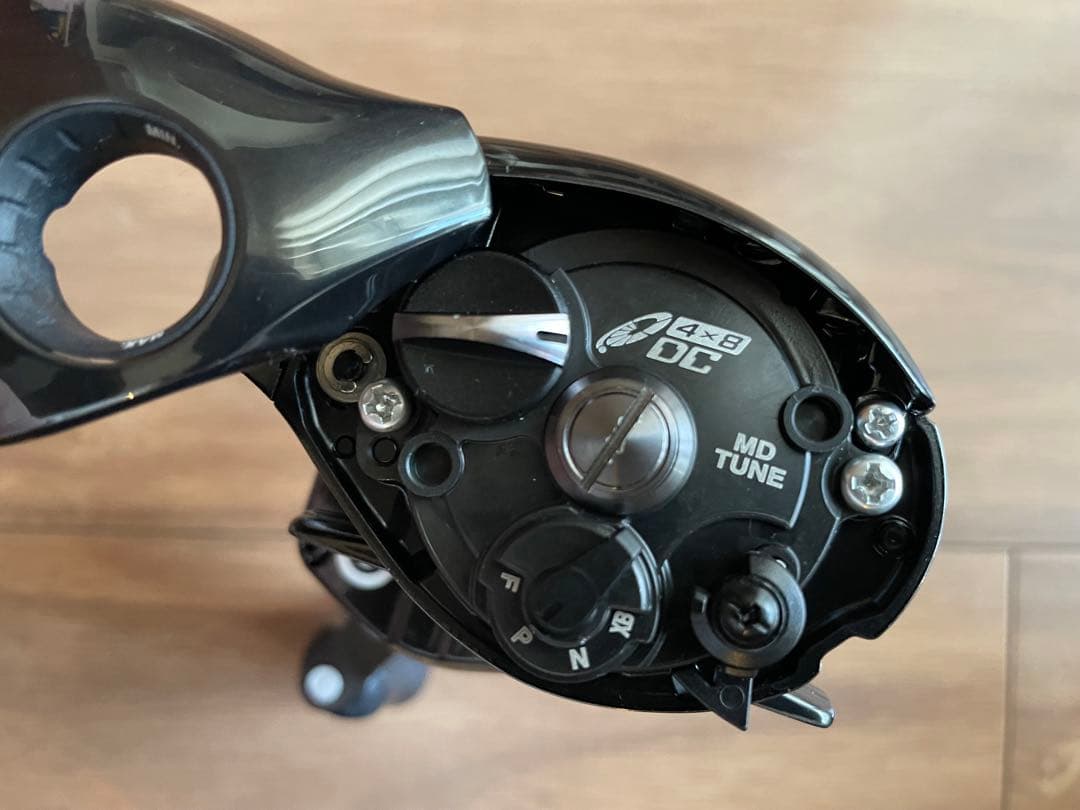 シマノ　23アンタレスDCMD XG 右ハンドル