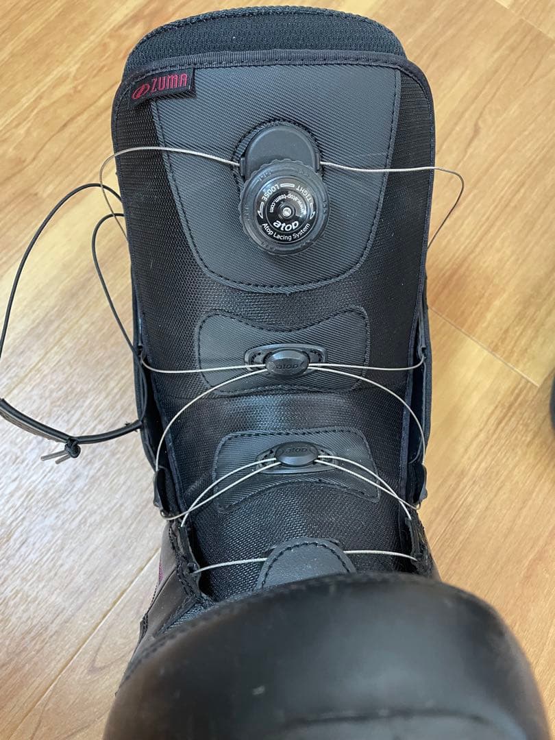 スノーボードセット【板・靴・服上下・グローブ・ニット帽】