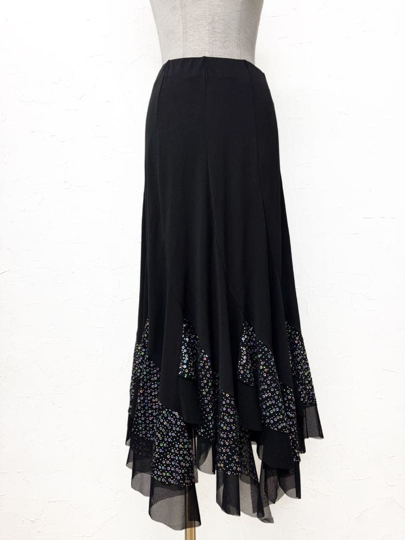 【オーロラの輝き】新品　裾2段ランダムカットフレアスカート 黒×銀スパンｐ346