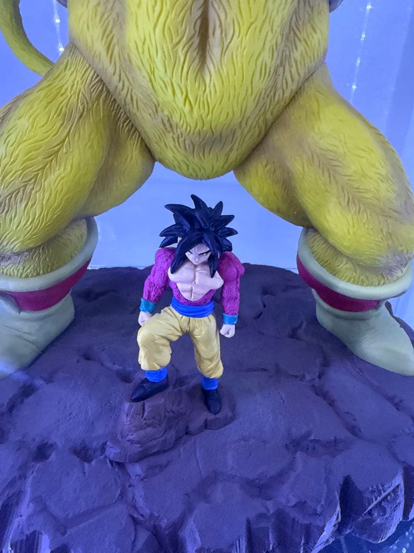 ドラゴンボールアライズ　大猿ベビー & 超サイヤ人4 孫悟空 (HGベビー付き)