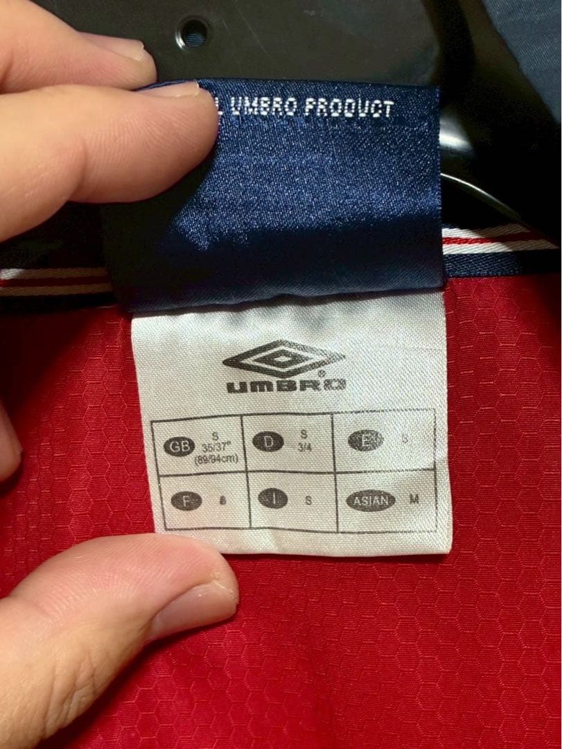 m649◆Umbro◆イングランド代表◆ウィンドブレーカー◆Mサイズ