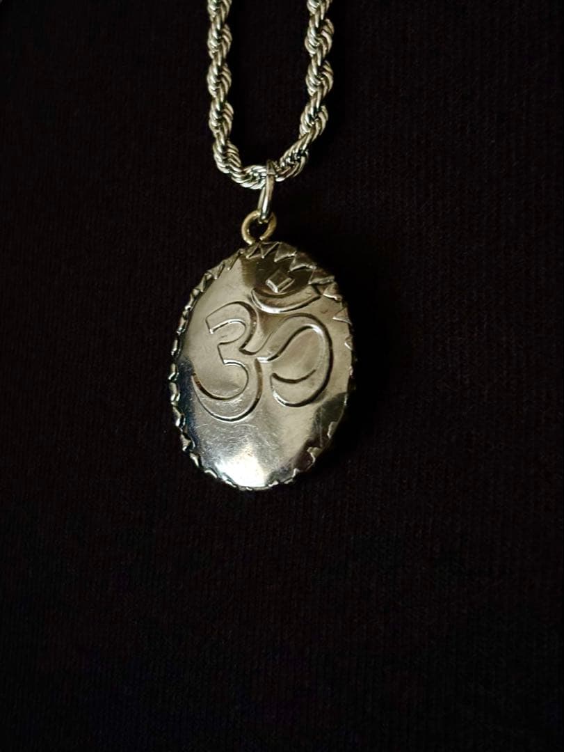 藤井風さん　【訳あり】オームペンダント シヴァ