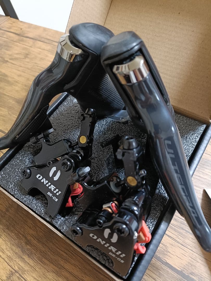 【新品】 ULTEGRA ST-R8150 Di2 油圧ディスクブレーキ