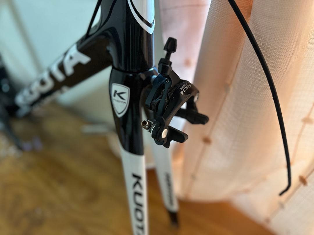 KUOTA KRYON ロードバイクフレーム　カーボンフレーム　エアロロード