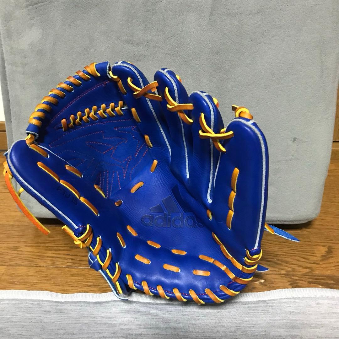 極美品 アディダス 投手用グラブ 廃盤 則本モデル 軟式 超希少品