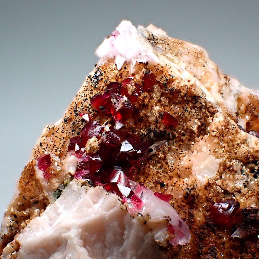 【モロッコ/ブー/アジール産】ロゼライト