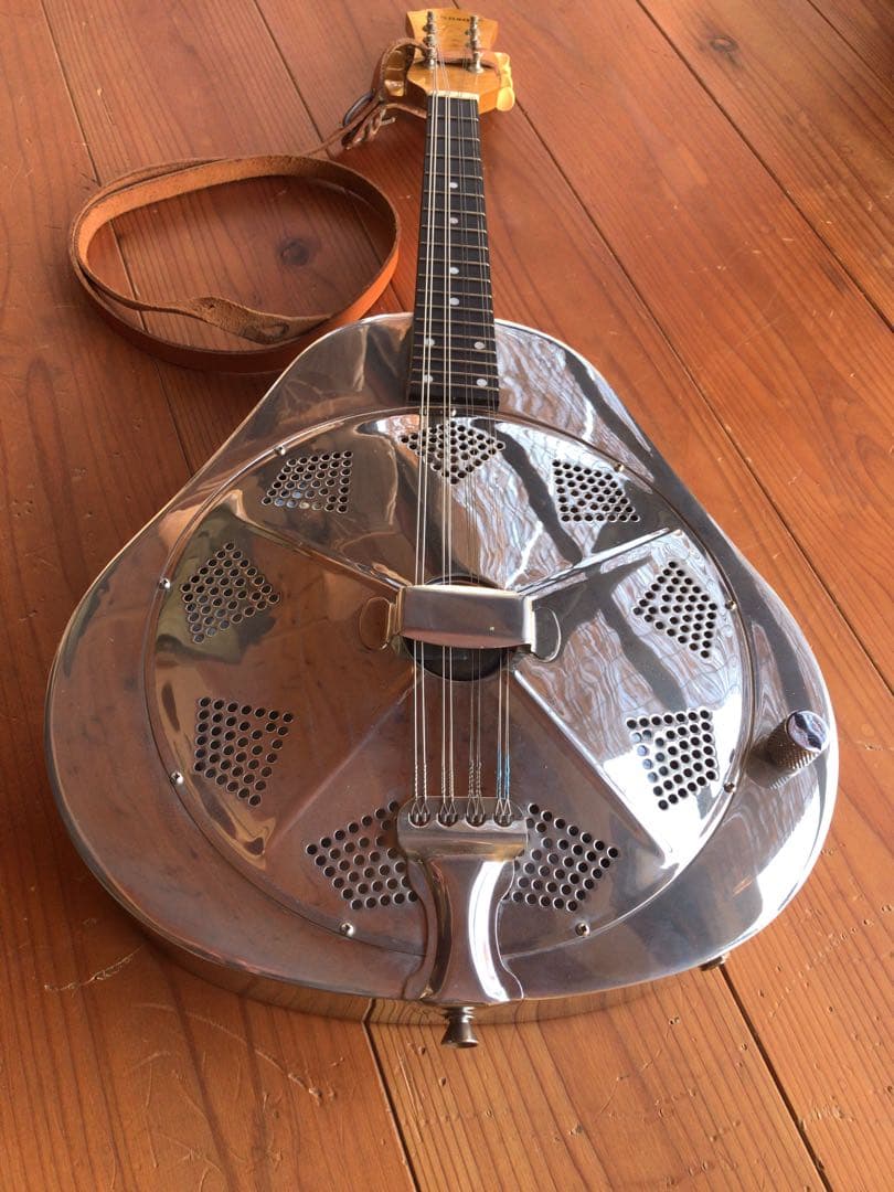 buzzbuzz…johnson リゾネーターマンドリン