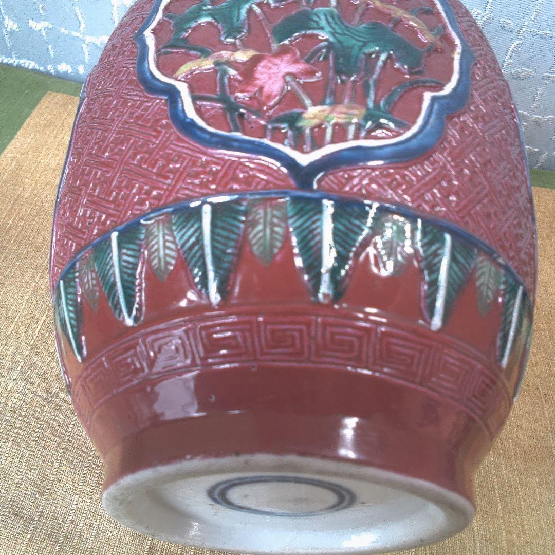 骨董 レトロ アンティーク赤い陶器製印籠 花模様中古