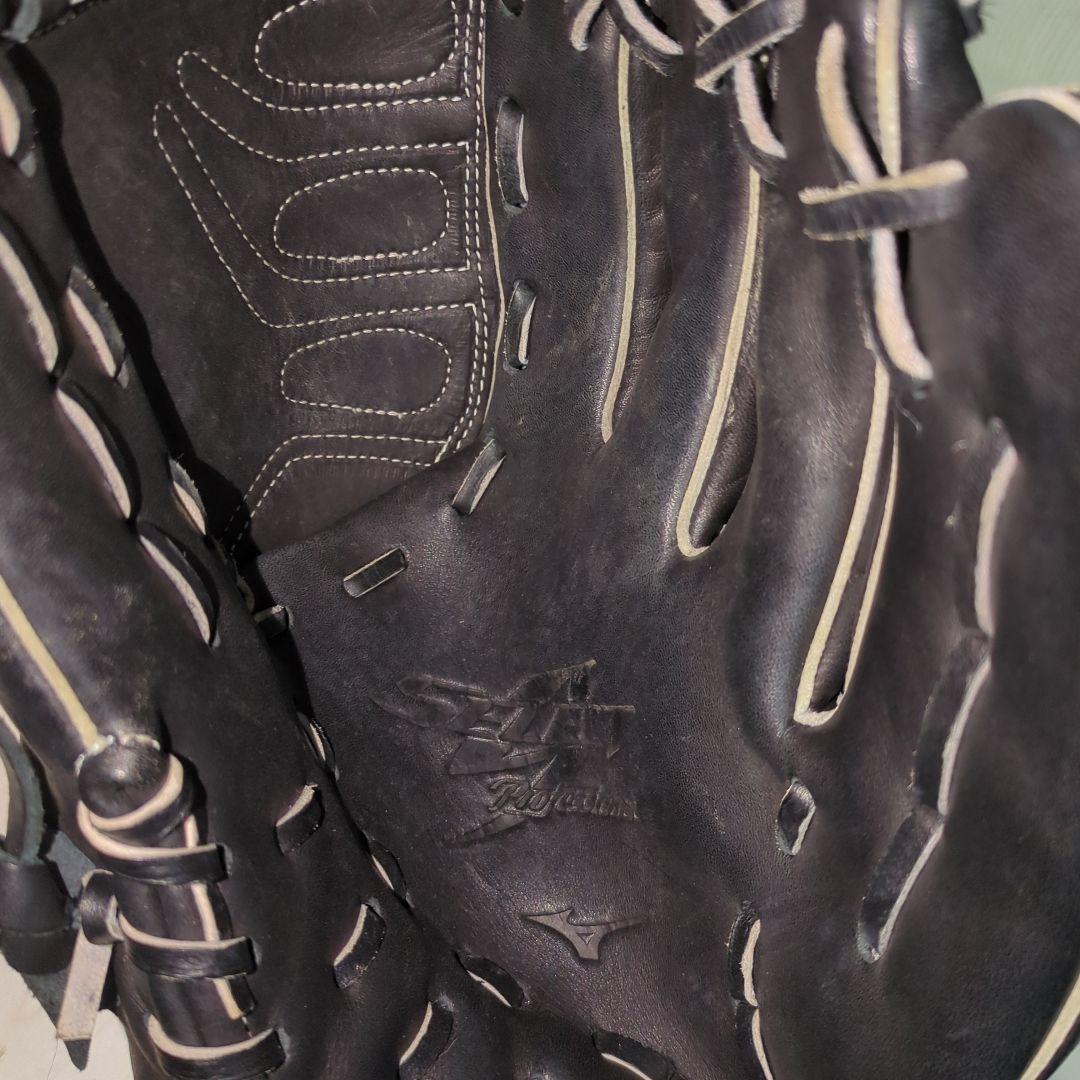 【美品】ミズノ 田中将大モデル 投手用グローブ 黒×ブルー 刺繍ロゴ 野球グラブ