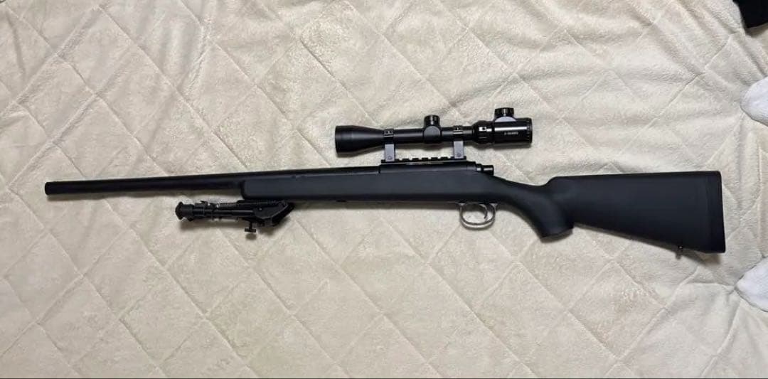 東京マルイ　vsr-10 スコープ&バイポット付き おまけでグロック17つけます