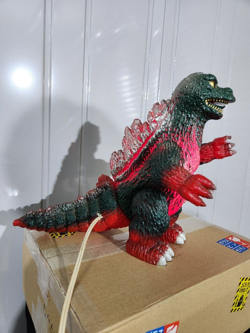 グレートザウルス フィギュア 約26cm　ライト付き