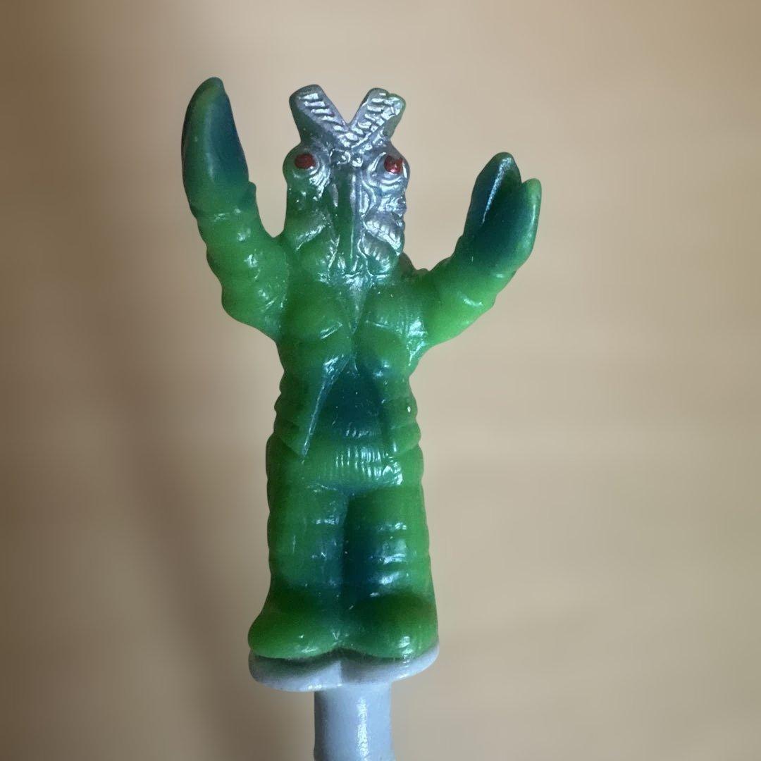 ウルトラマン怪獣えんぴつ