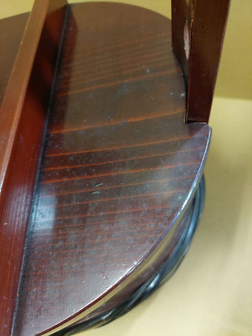 朱塗りおかもち