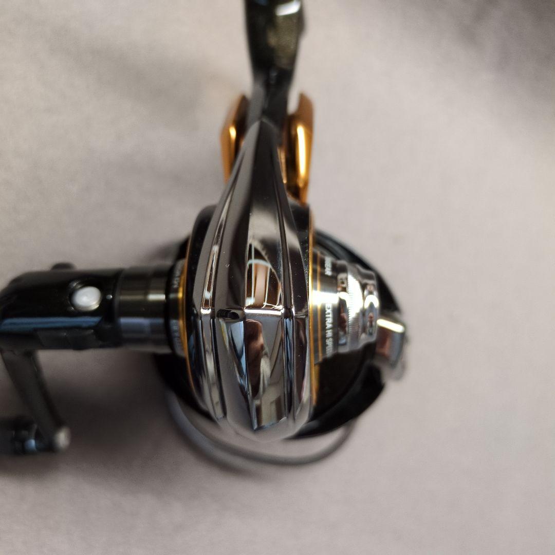 DAIWA22トーナメントISO 2500XH−LBD美品