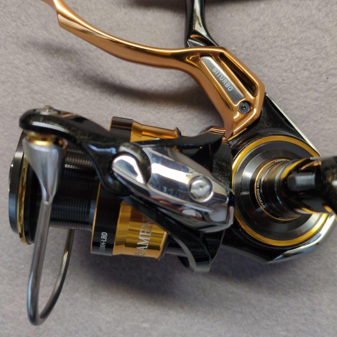 DAIWA22トーナメントISO 2500XH−LBD美品