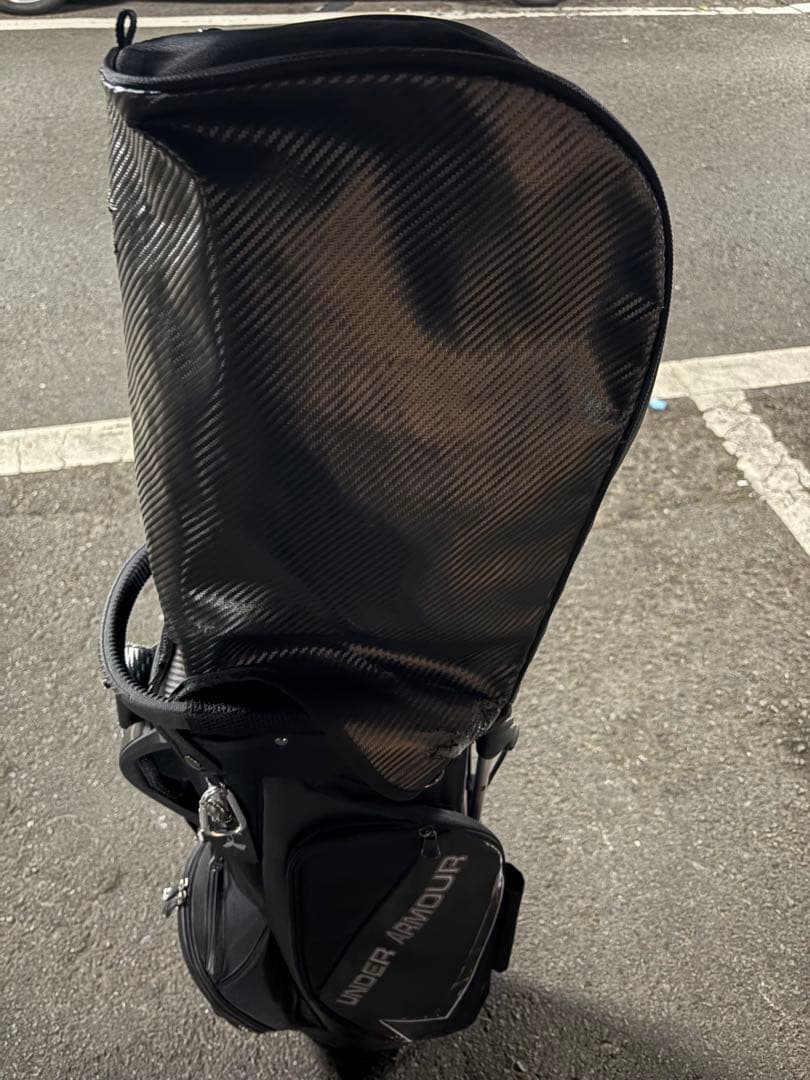 【最終値下げ】アンダーアーマーゴルフキャディバック