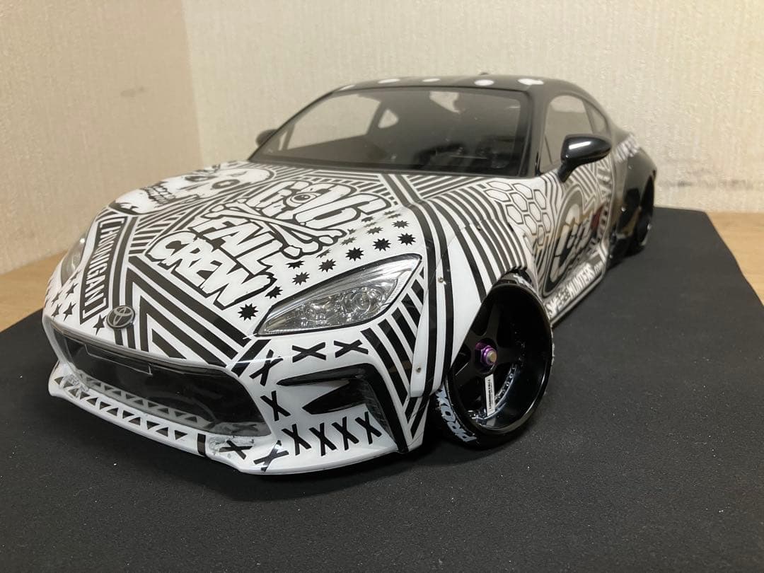 タミヤ　GR86 FAIL CREW