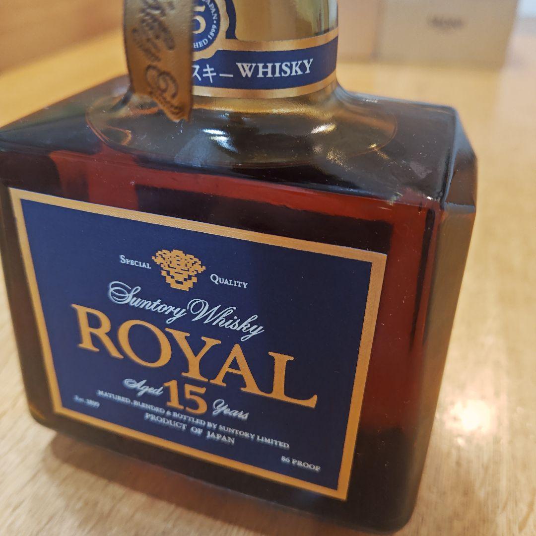 【新品未開栓】サントリーウィスキー　ローヤルプレミアム15年700ml 43%