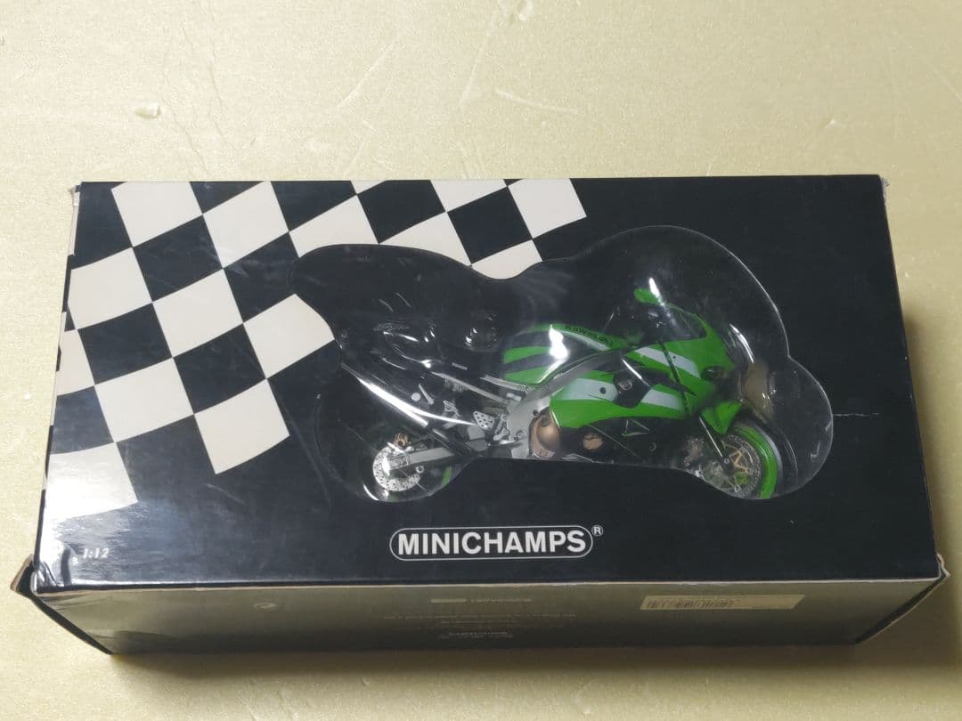 MINICHAMPS Kawasaki Ninja ZX-9R 1:12 未開封