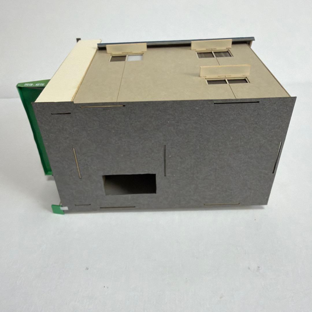 さんけいみにちゅあーと1/80カメラ店