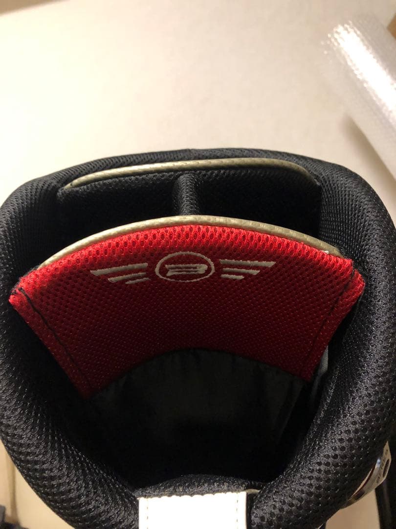 【送料込み】HONMA BERES 高級スタンド式キャディバッグ 廃盤希少