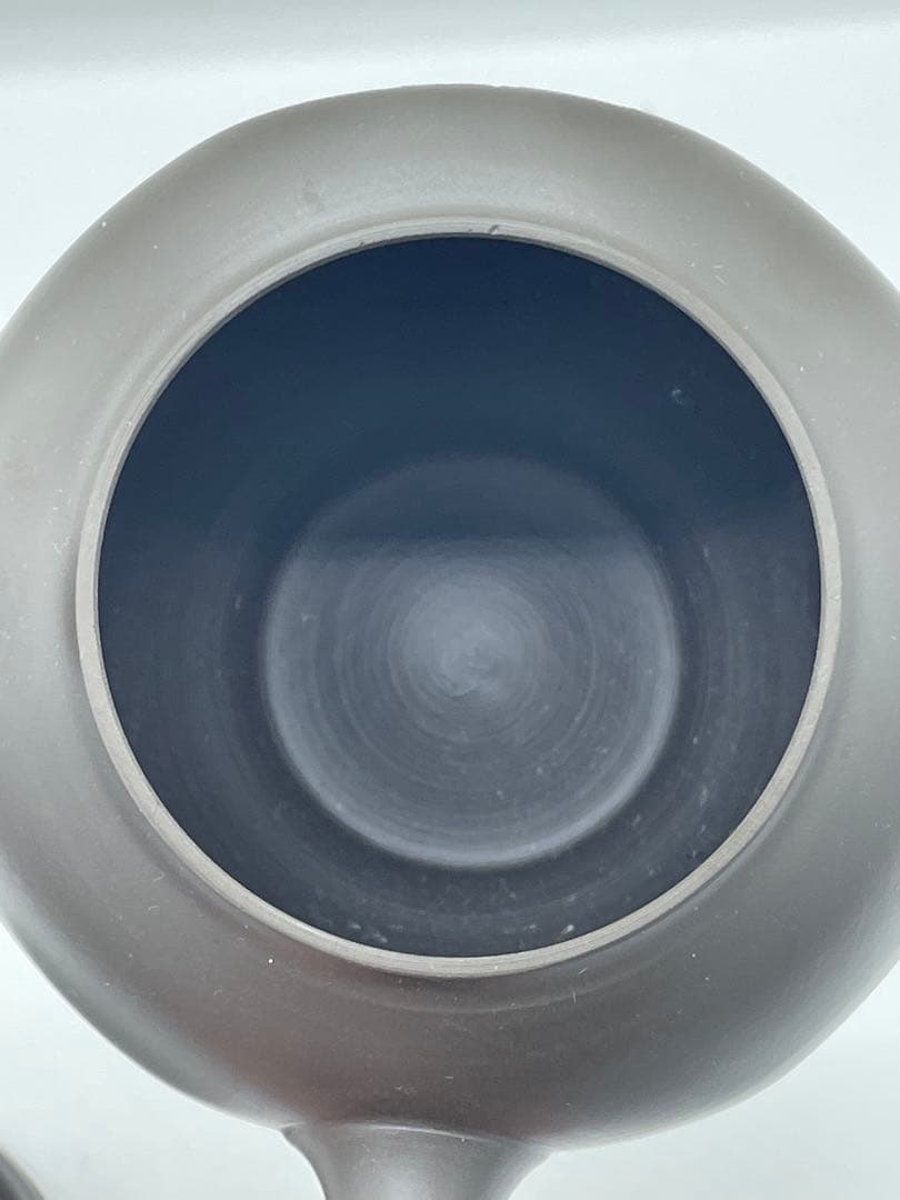 【美品】常滑焼 二代 間野舜園 茶注 急須 作彫刻文 煎茶道具 共箱 専用布付き