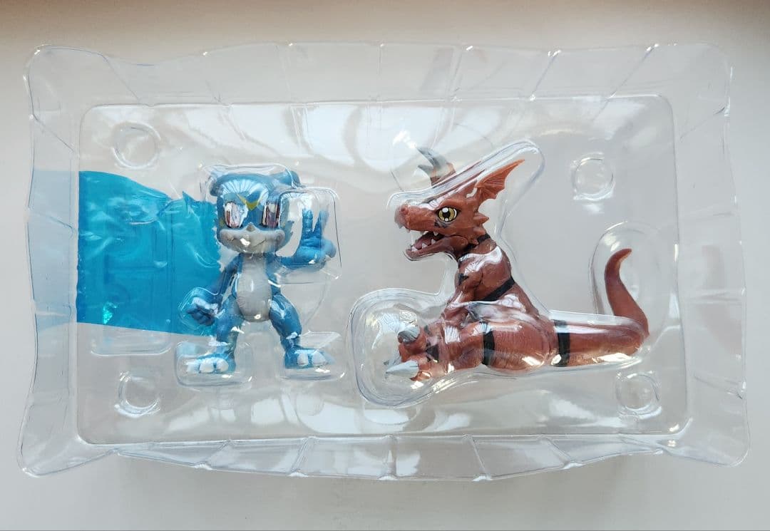 デジモン　一番くじ　フィギュア　おまけ付き