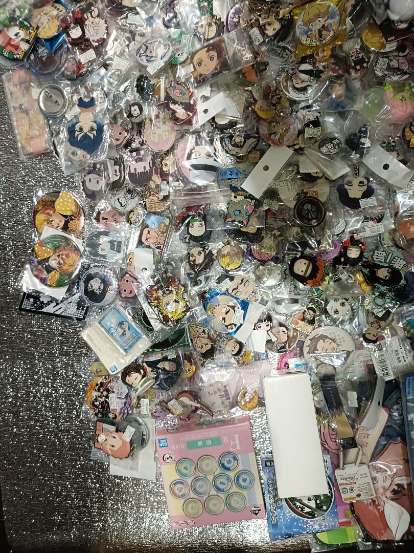【ジャンク品】鬼滅の刃 グッズ 300個前後