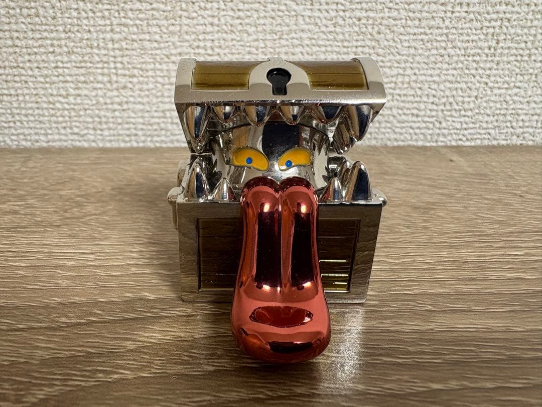 ドラゴンクエスト　メタリックモンスターズギャラリー　ひとくいばこ ミミック