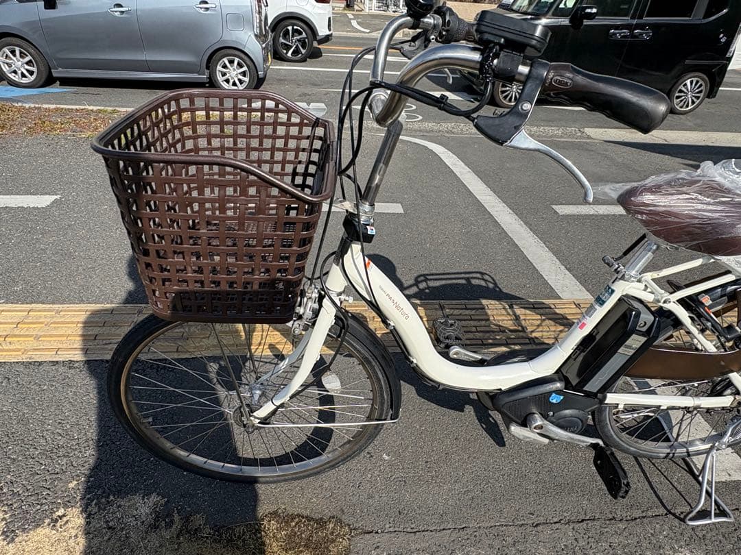 中古24インチYAMAHA電動アシスト自転車　8.9Ah 大阪　028番