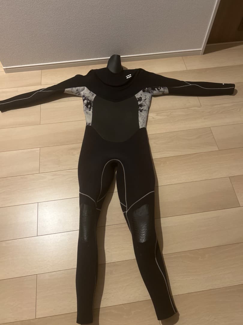 サーフィン　セミドライ　ビラボン