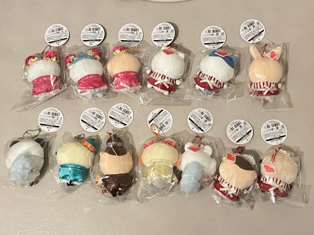 ちいかわ　レストラン　飯店　マスコット　13体セット　うさぎ　ハチワレ　ラッコ