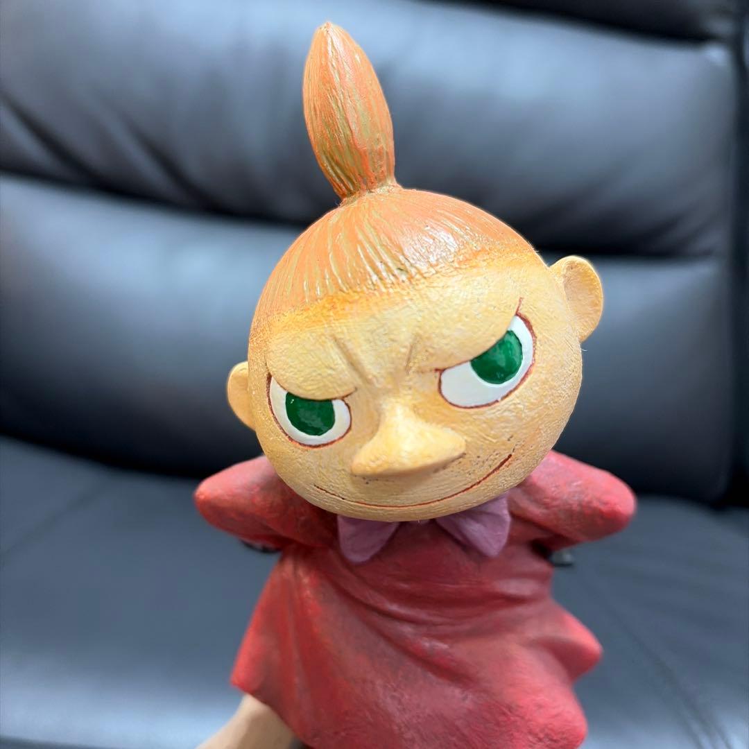 ムーミン　リトルミイ　フィギュア　いたずら考え中