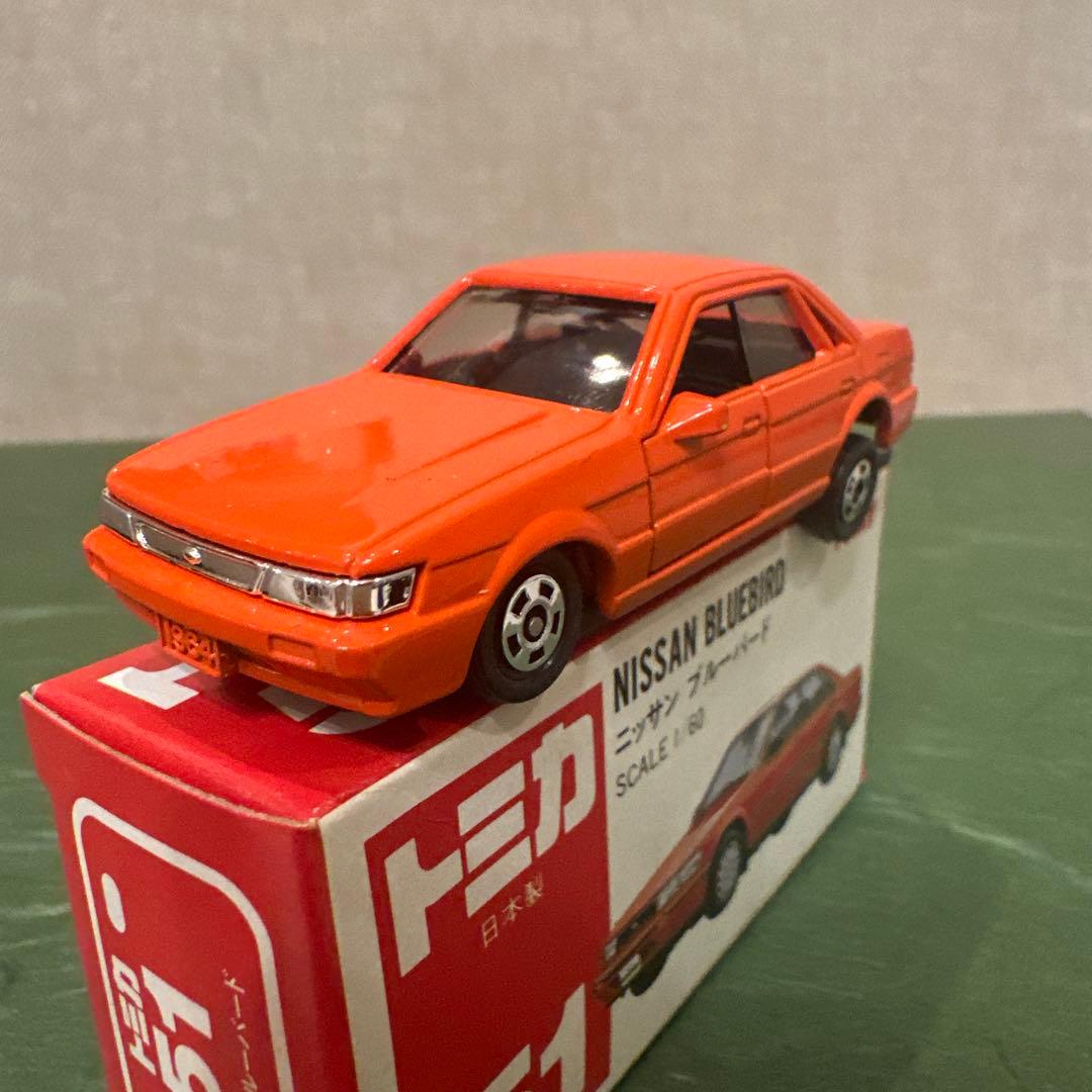 トミカ NISSAN ブルーバード　日本製